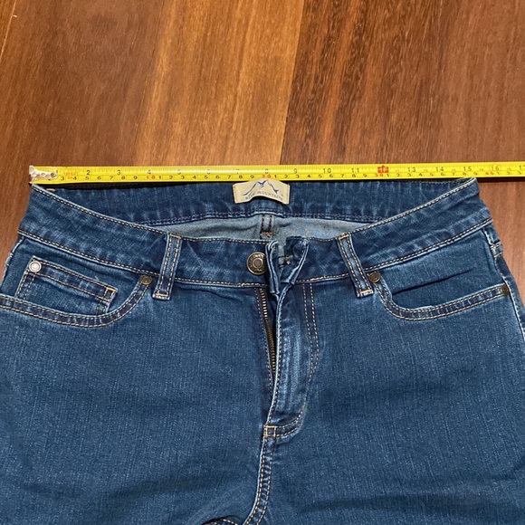 NWT Women’s Blue Mountain Size 10 Jeans - Picture 7 of 9